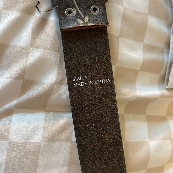 Big buckle belt - Picture 4 of 6